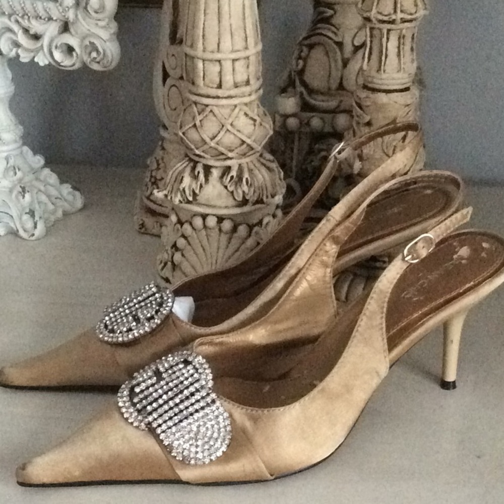 Shoes - Picture 3 of 3